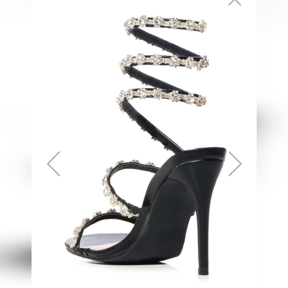 Black and Rhinestone Wrap Around Sandals Stilletto Heels Size 9 - Picture 4 of 5